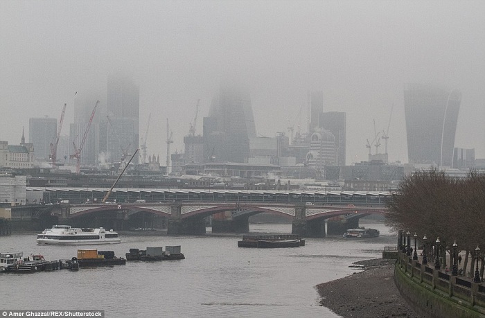 Freezing Britain faces 10 days of 100mph gales, rain and snow